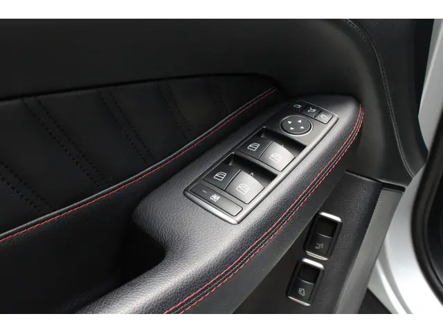 Mercedes-Benz GLE Coupé 450 AMG 4MATIC 2016 Benzine 25