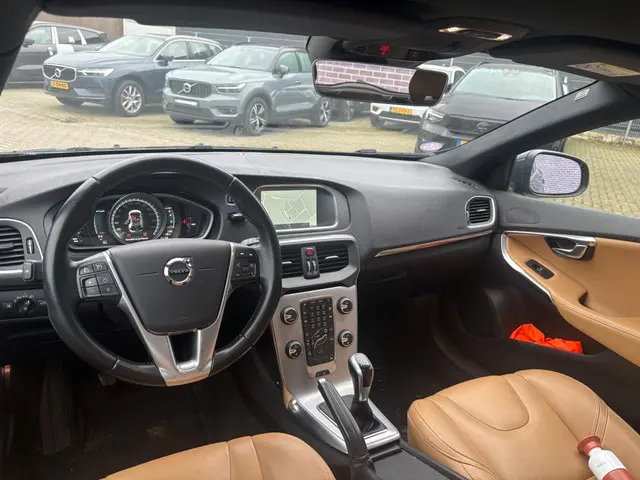 Volvo V40 2.0 T2 Nordic+ 2016 Benzine 8