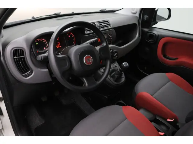 Fiat Panda 0.9 TwinAir Edizione Cool 2016 Benzine 10