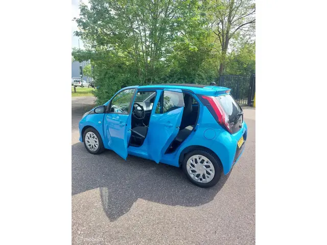 Toyota Aygo 1.0 VVT-i x-cite 2019 Benzine 9
