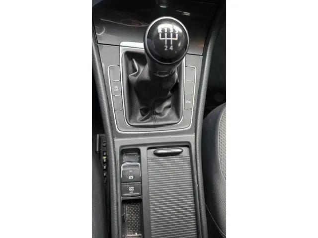 Volkswagen Golf 1.0 TSI Virtual Cockpit 2017 Benzine 27