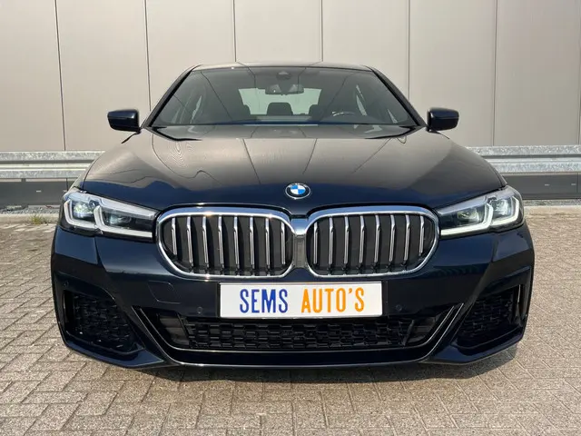 BMW 5 Serie 520i High Executive Edition 2020 Benzine 8