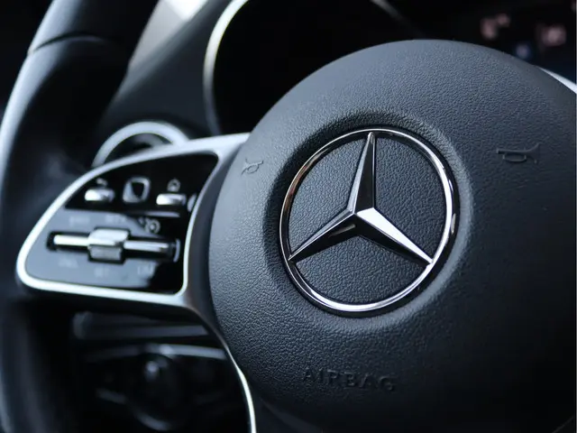 Mercedes-Benz C-Klasse 180 Avantgarde 2020 Benzine 57