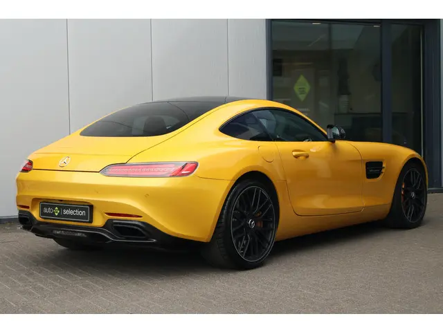 Mercedes-Benz AMG GT 4.0 S 2015 Benzine 15