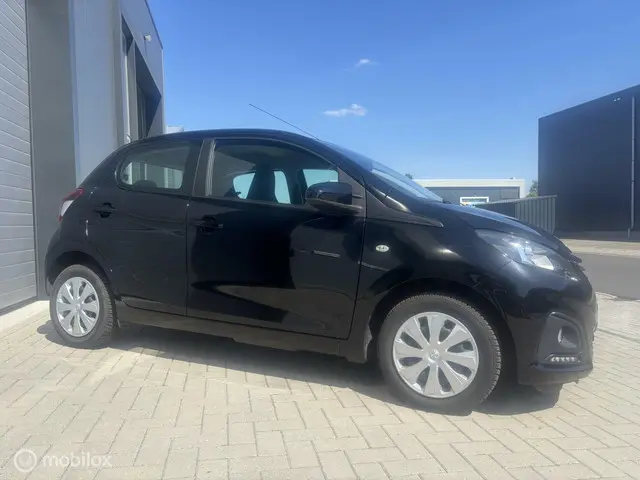 Peugeot 108 1.0 e-VTi Active 2018 Benzine 4