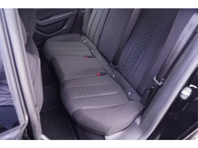 Peugeot 508 SW 1.5 HDI Active Pack 2022 Diesel 48