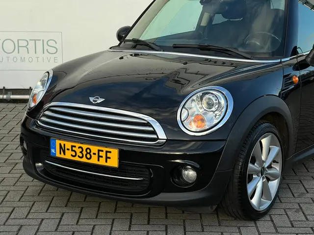 MINI Cooper Mini 1.6 Pepper 2013 Benzine 17