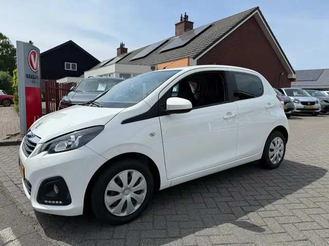 Peugeot 108 1.0 e-VTi Active 2018 Benzine 4