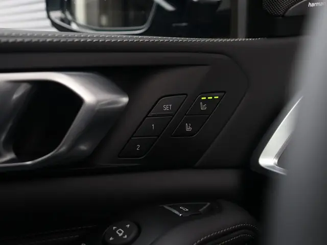 BMW X5 xDrive50e 2025 Hybride Benzine 36