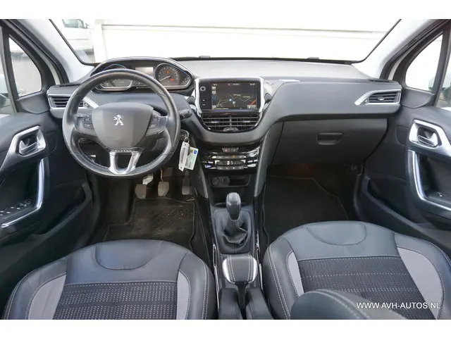 Peugeot 2008 1.2 PureTech GT-line 2017 Benzine 5