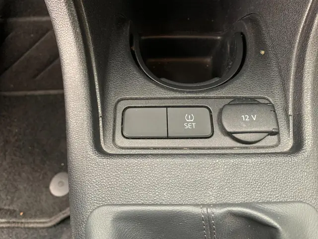 SEAT Mii 1.0 Reference 2014 Benzine 15