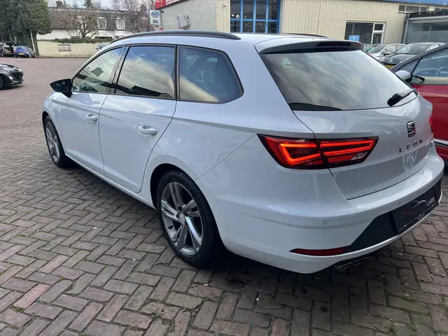 SEAT Leon ST 1.4 EcoTSI FR 2018 Benzine 4