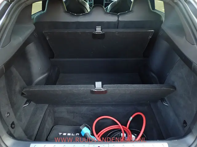 Tesla Model X 75D 2018 Elektrisch 35