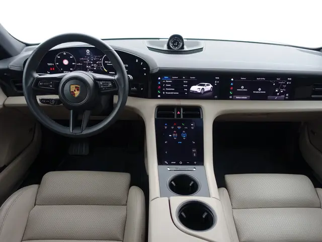Porsche Taycan Cross Turismo 4S 84 kWh 2022 Elektrisch 7