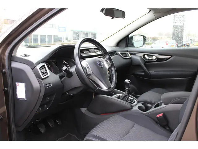 Nissan QASHQAI 1.2 Acenta 2015 Benzine 10