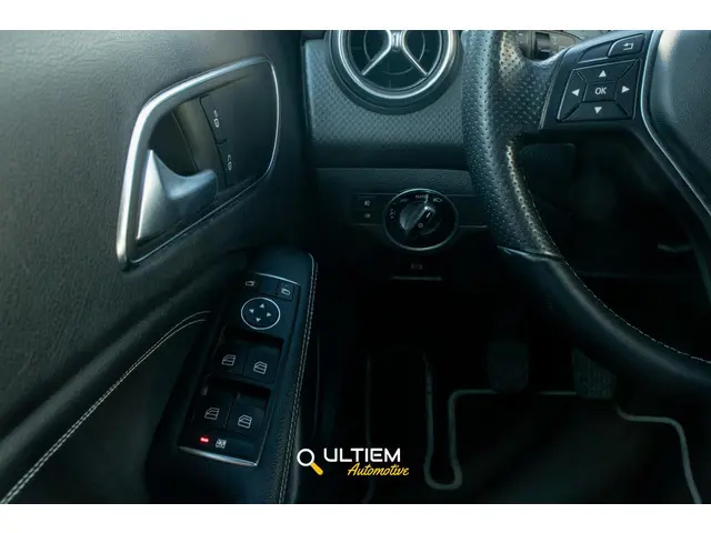 Mercedes-Benz A-Klasse 200 Ambition 2013 Benzine 18