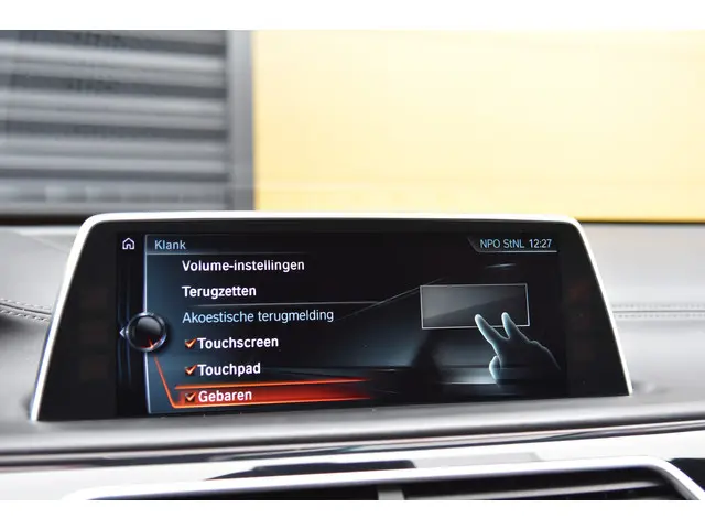 BMW 7 Serie 740Li High Executive 2016 Benzine 33