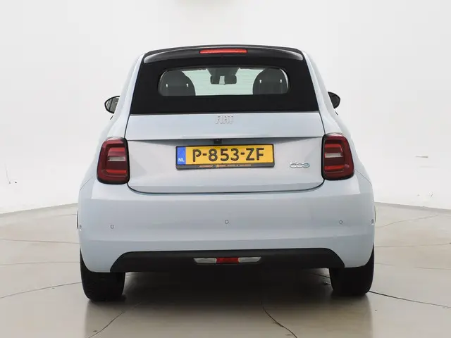 Fiat 500C 42 kWh Aut. *CELESTIAL BLUE* 2021 Elektrisch 68