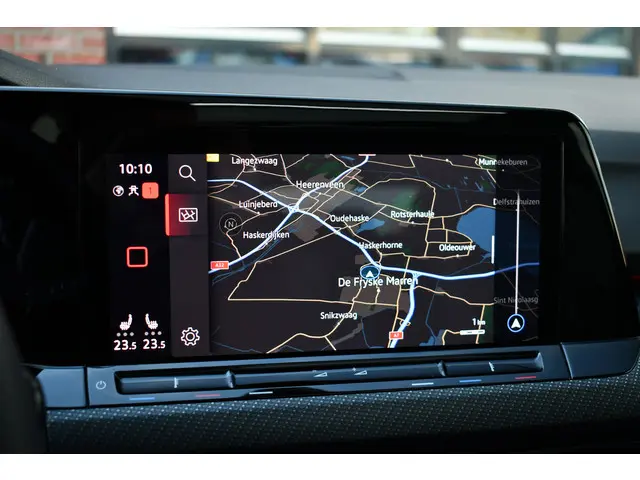 Volkswagen Golf Variant 1.5 eTSI R-Line 2021 Benzine 61