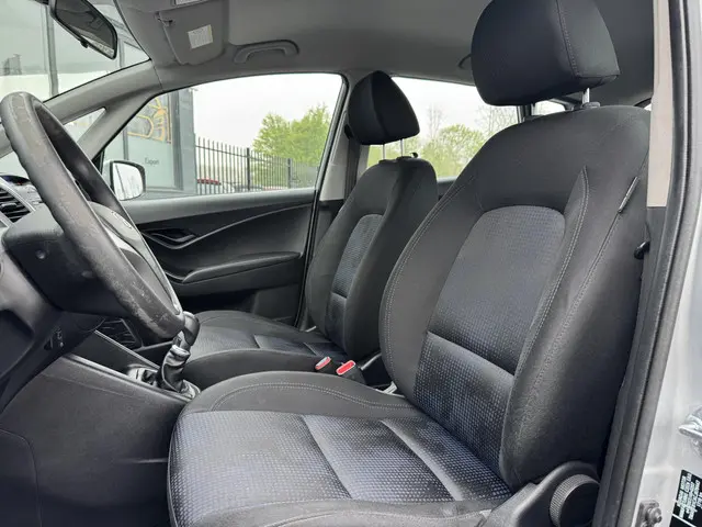 Hyundai ix20 1.4i i-Motion 2012 Benzine 6
