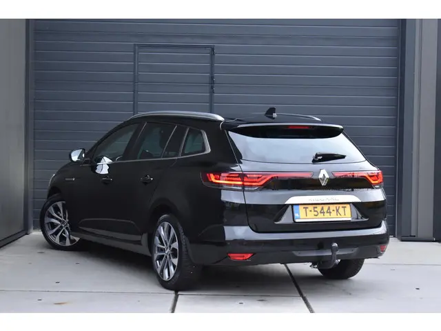 Renault Mégane Estate TCe 140 EDC Techno 2023 Benzine 9