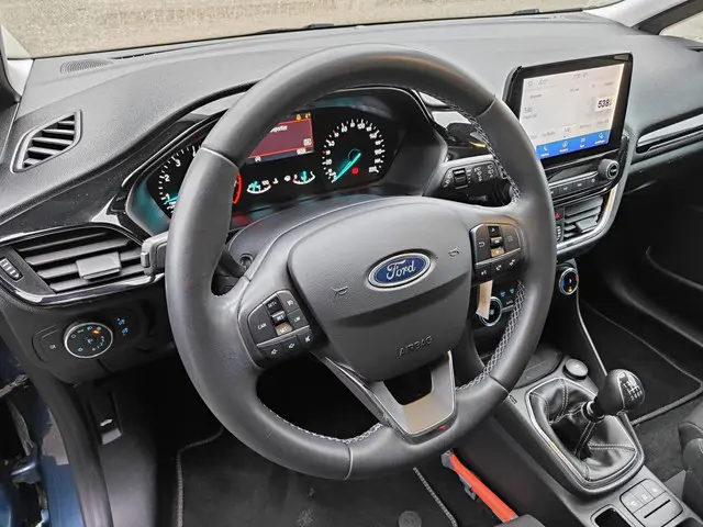 Ford Fiesta 1.0 EcoBoost Hybrid Titanium 2023 Benzine 10
