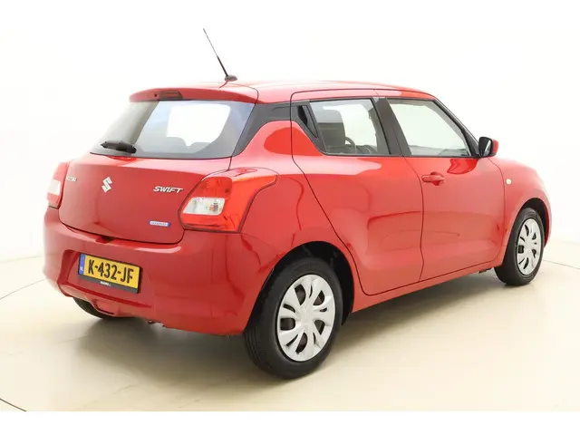 Suzuki Swift 1.2 Comfort Smart Hybrid 2021 Benzine 2
