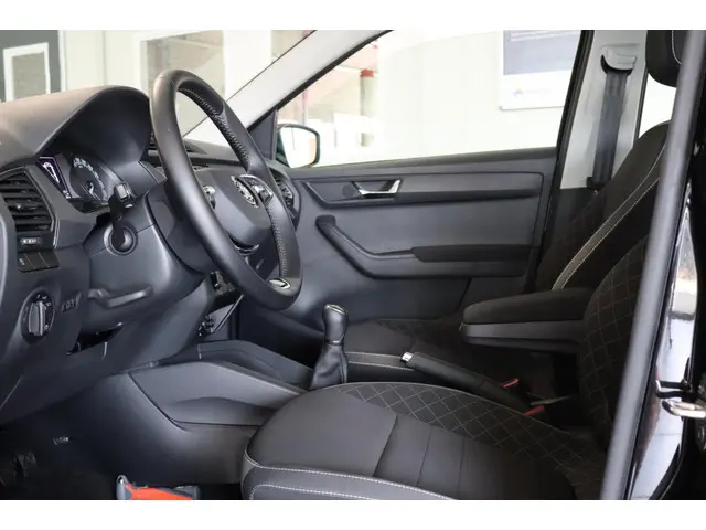 Škoda Fabia 1.0 TSI Ambition 2021 Benzine 18
