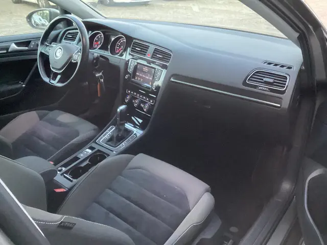 Volkswagen Golf 1.4 TSI Highline 2014 Benzine 4