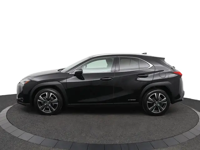 Lexus UX 250h Preference Line 2022 Hybride Benzine 3