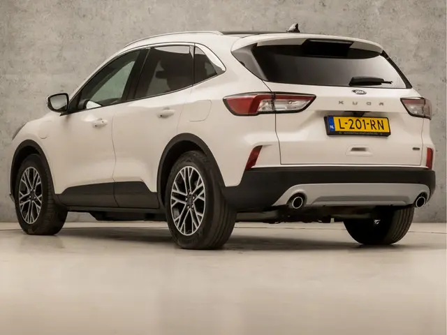 Ford Kuga 2.5 PHEV Titanium Sport 2021 Hybride Benzine 3