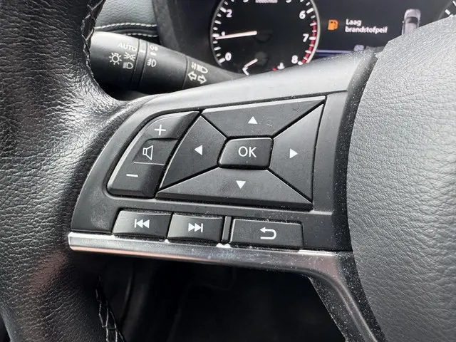 Nissan Juke 1.0 DIG-T N-Design 2021 Benzine 21