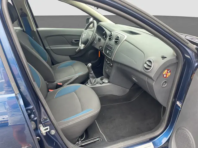 Dacia Logan MCV 0.9 TCe 10th Anniversary 2015 Benzine 15
