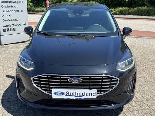 Ford Fiesta 1.0 EcoBoost Hybrid Titanium 2022 Benzine 8
