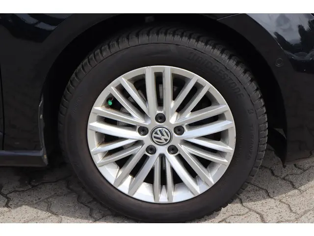 Volkswagen Golf 1.4 TSI Highline 2014 Benzine 12