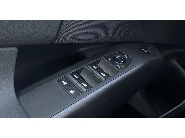 BMW X3 30e xDrive 2025 Hybride Benzine 11