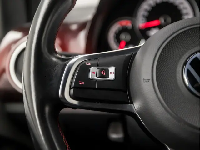 Volkswagen up! 1.0 TSI GTI 2021 Benzine 17