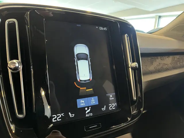 Volvo XC40 T4 Momentum 2018 Benzine 24