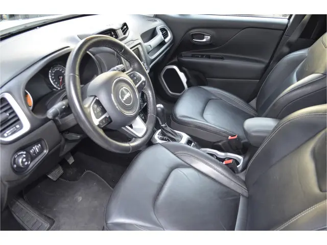 Jeep Renegade 1.4 MultiAir Limited 2015 Benzine 14