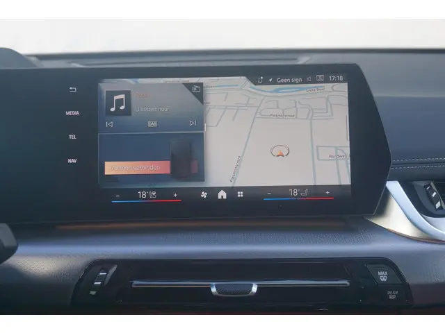 BMW iX1 eDrive20 2025 Elektrisch 16