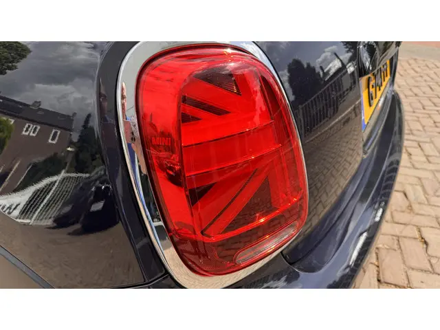 MINI Cooper Mini 1.5 60 Years Edition 2019 Benzine 16