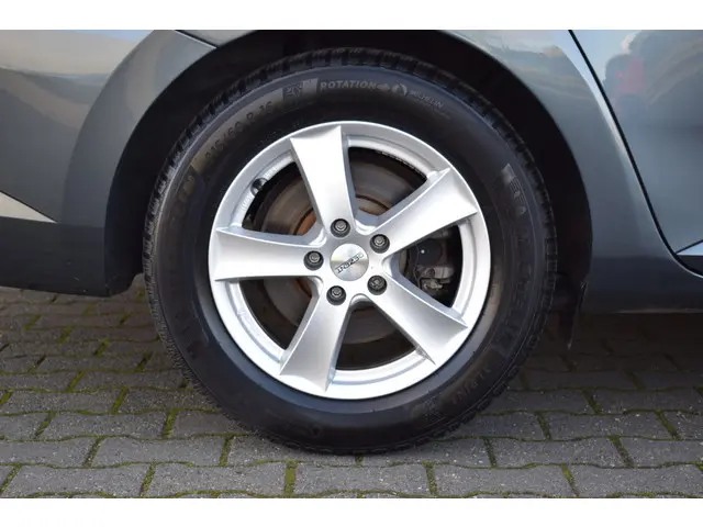 Škoda Superb Combi 1.4 TSi Ambition 2017 Benzine 21