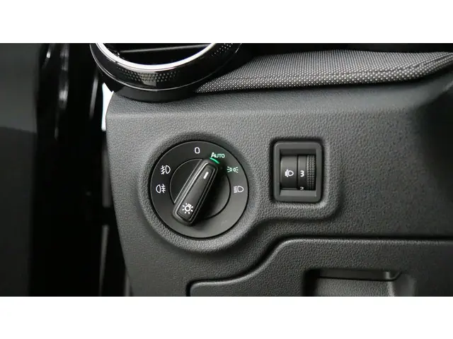 Škoda Fabia 1.0 TSI 115pk Selection DSG 2024 Benzine 14