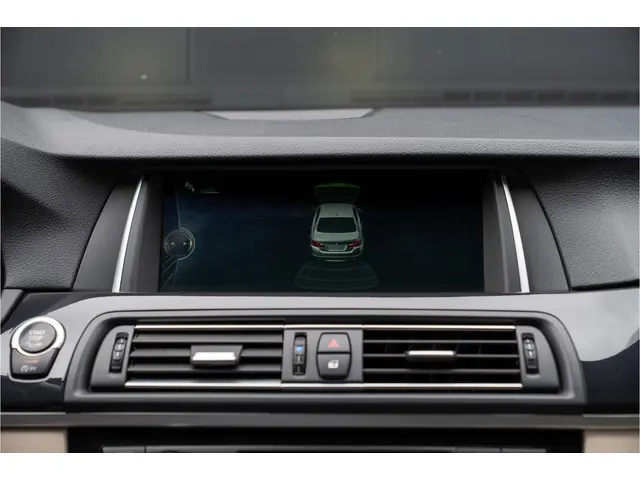 BMW 5 Serie 528i High Executive | 2013 Benzine 25