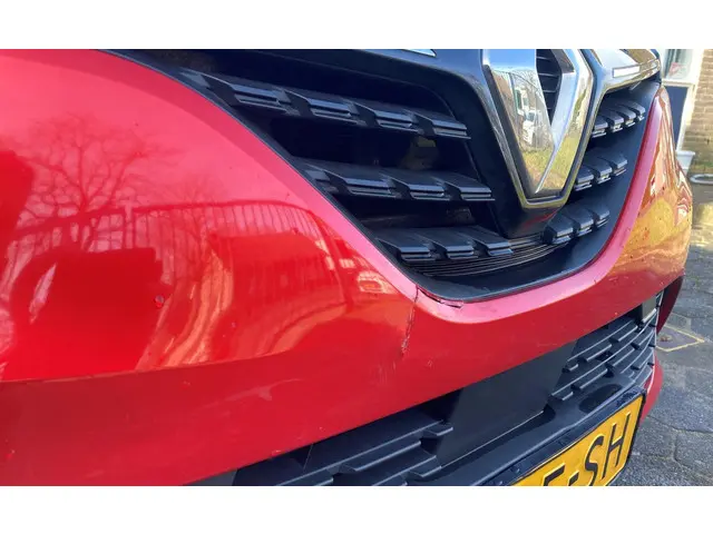 Renault Clio 1.0 TCe Intens Cc,Pdc,keyless,... 2019 Benzine 19