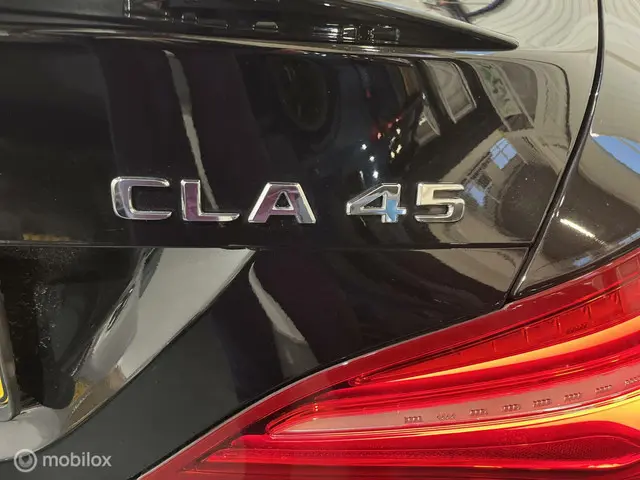 Mercedes-Benz CLA AMG 45 4MATIC 2017 Benzine 21