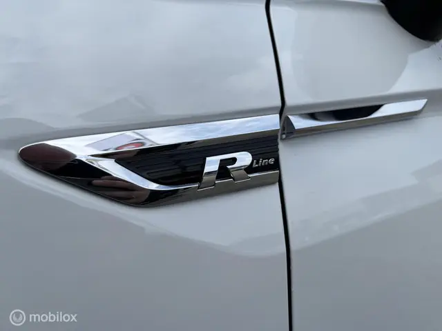 Volkswagen Tiguan 1.5 TSI ACT R-line 2020 Benzine 30