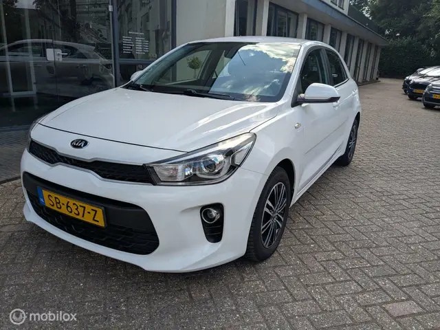 Kia Rio 1.0 TGDI ComfortPlusLine Navigator 2018 Benzine 16