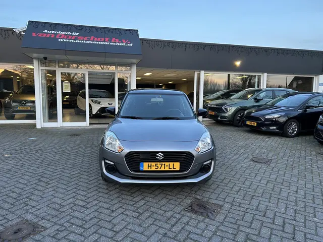 Suzuki Swift 1.2 Comfort Smart Hybrid 2020 Benzine 4