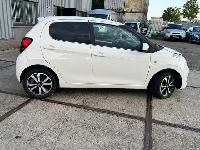 Citroën C1 1.0 VTi Shine Camera+Airco 2020 Benzine 4